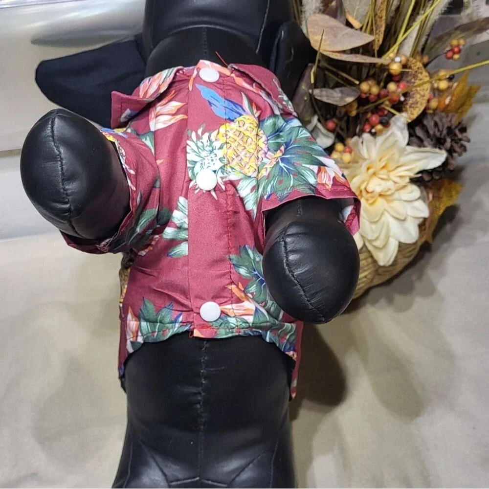 Pet NWOT Red Pineapple Print Lightweight Hawaiian Style Shirt Size Medium